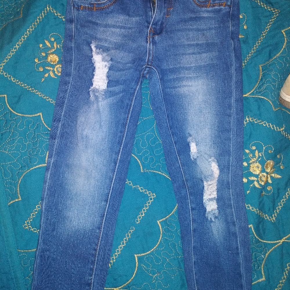 Jean - Picture 2 of 2